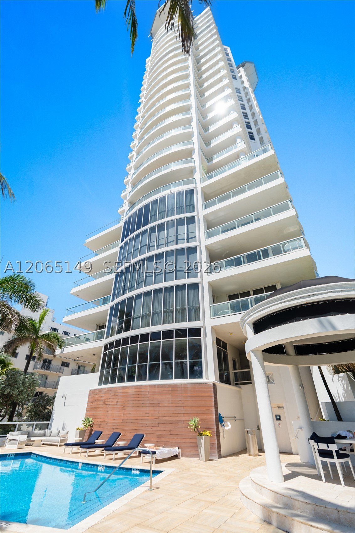 4201 Collins Ave #1503, Miami Beach FL 33140