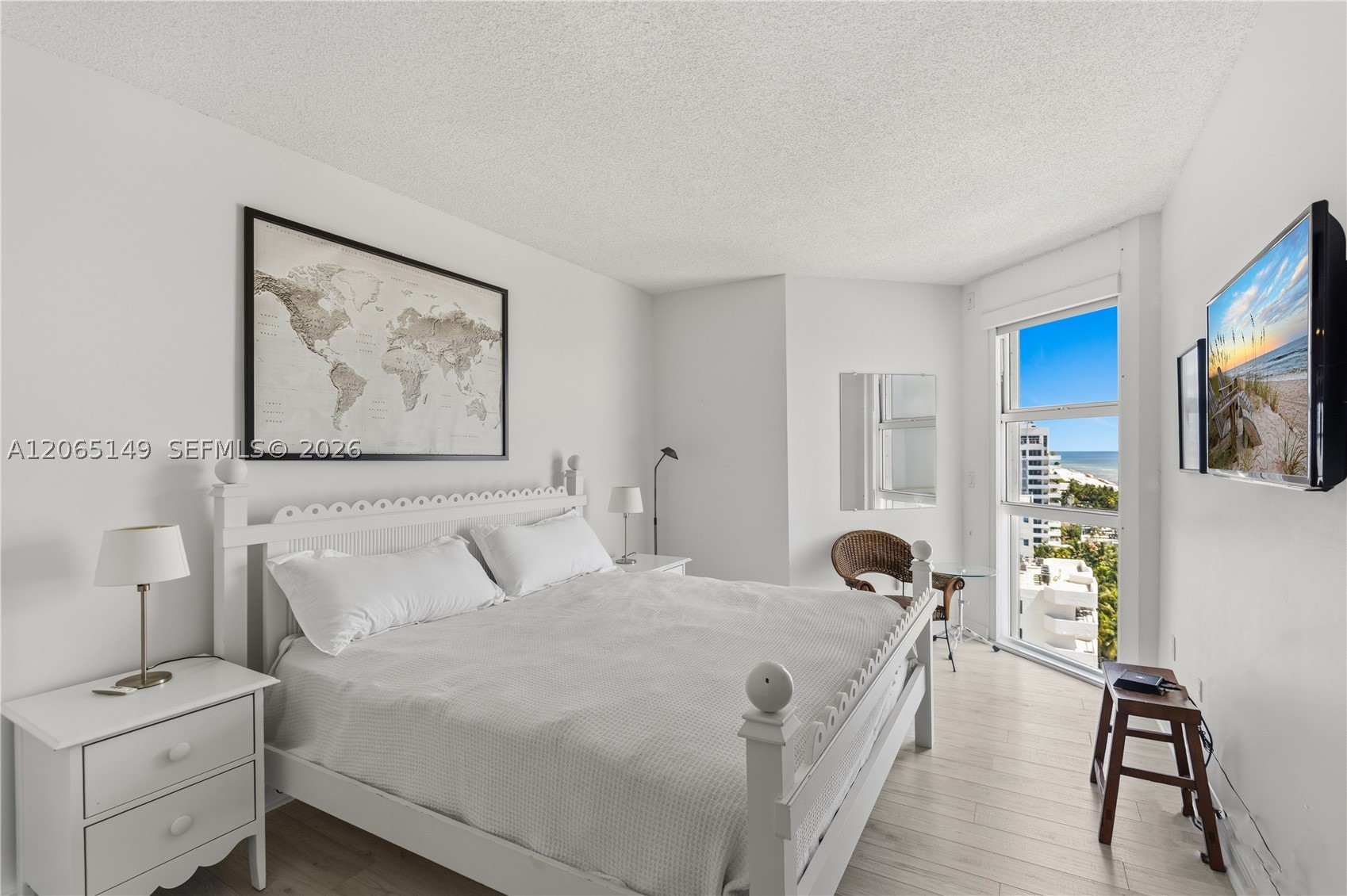 4201 Collins Ave #1503, Miami Beach FL 33140