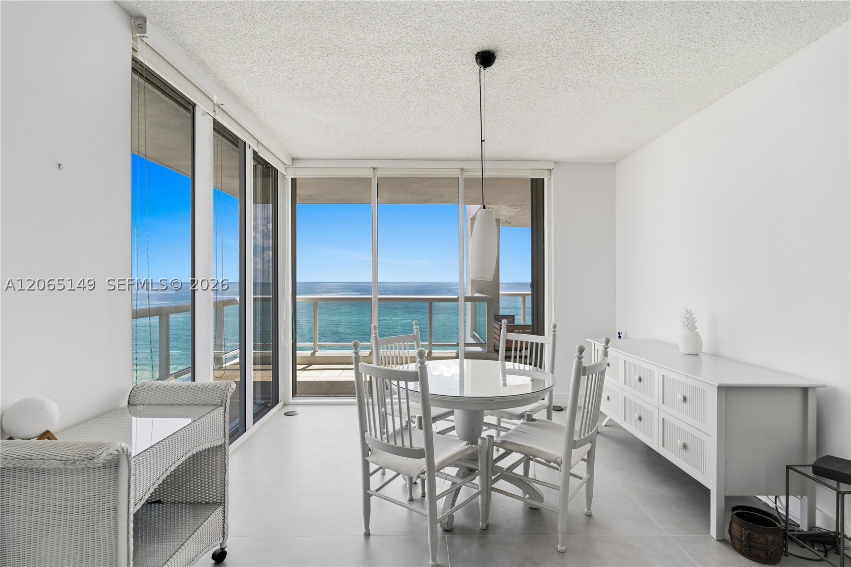 4201 Collins Ave #1503, Miami Beach FL 33140
