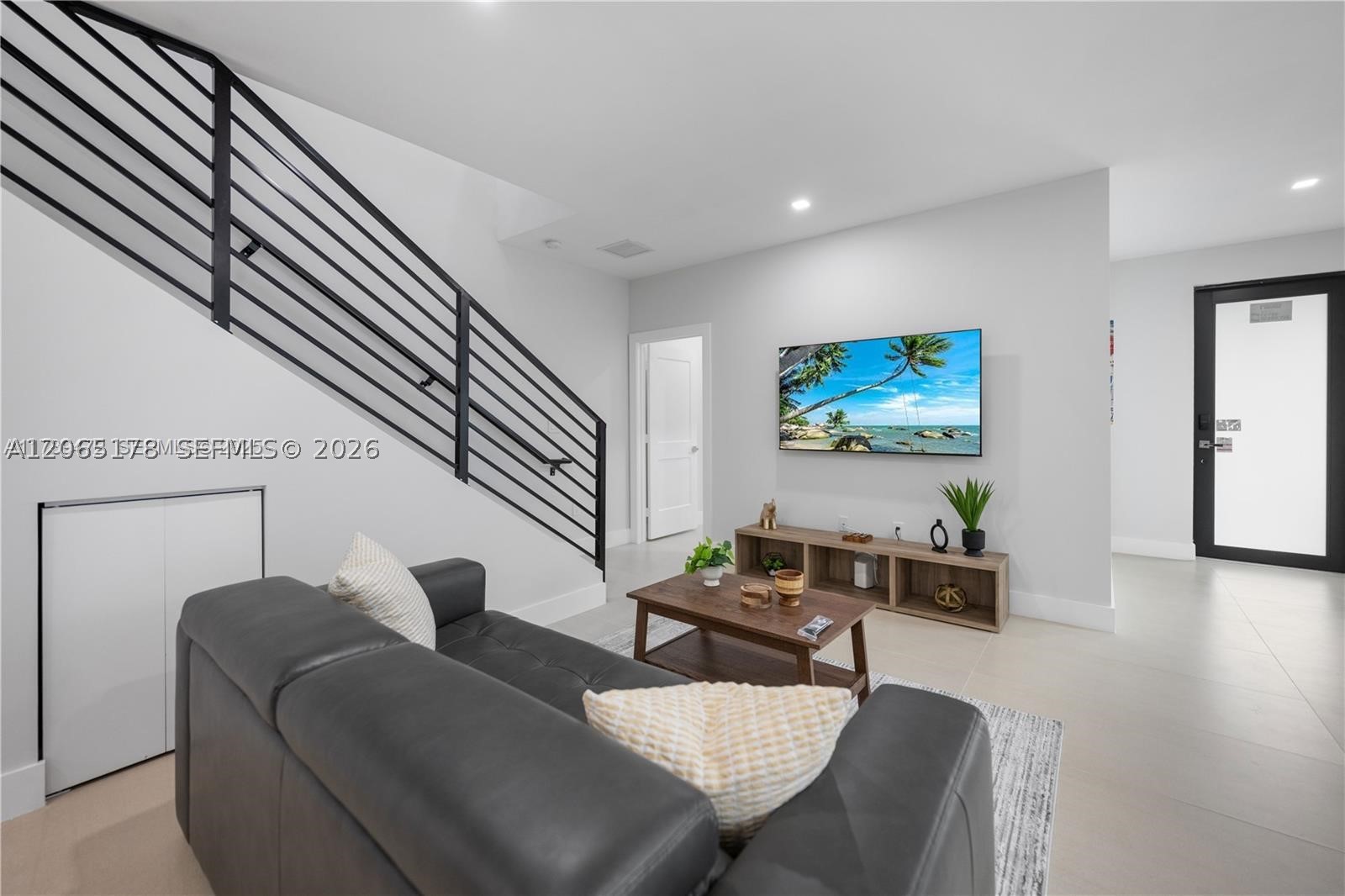 1121 NW 25th St, Miami FL 33127