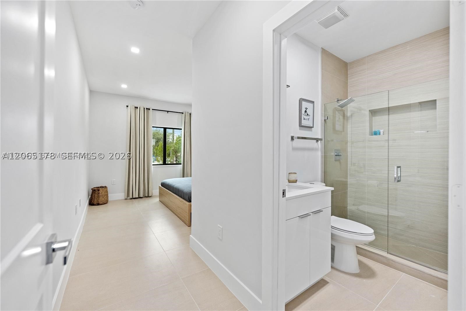 1121 NW 25th St, Miami FL 33127