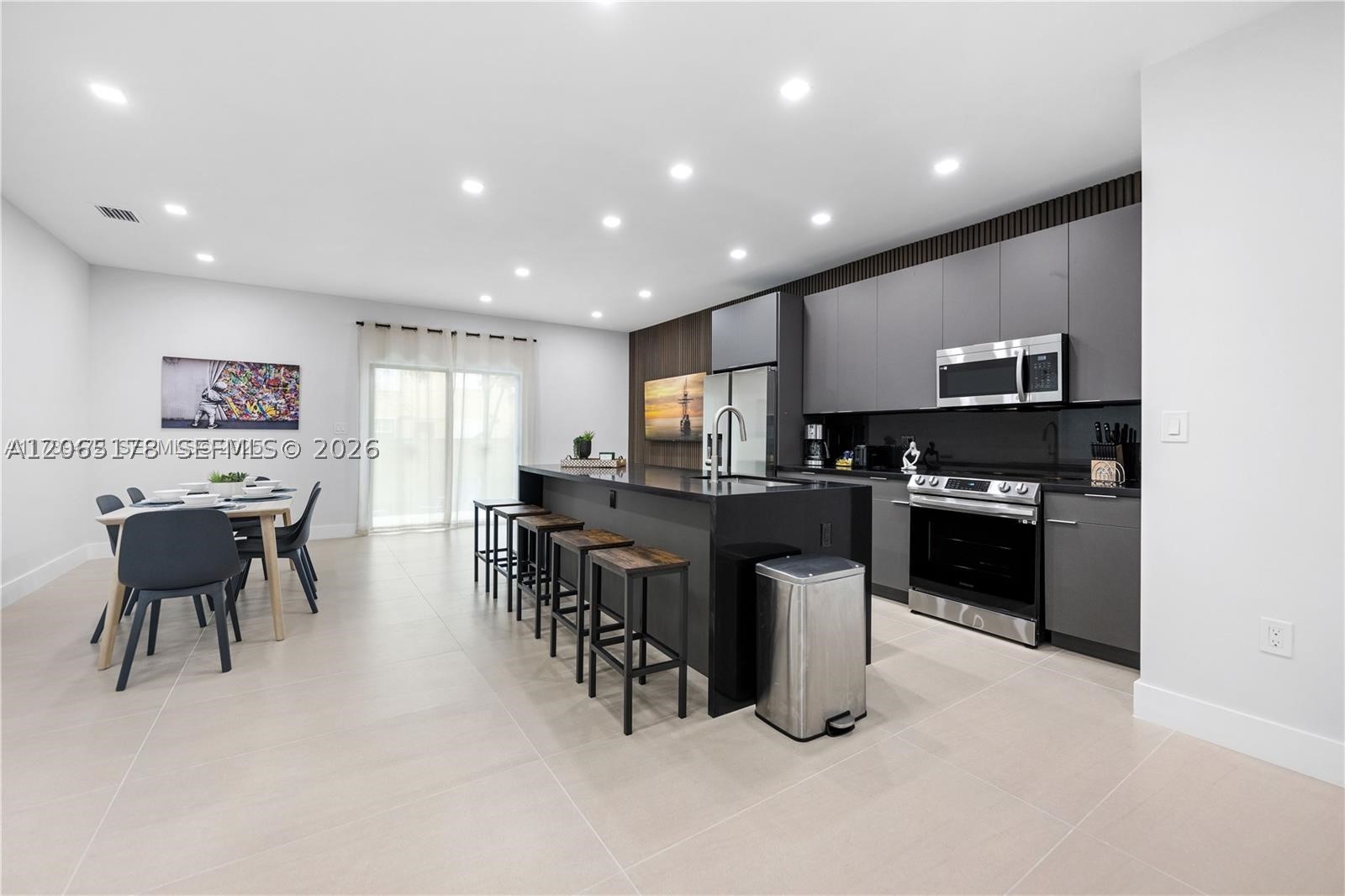 1121 NW 25th St, Miami FL 33127