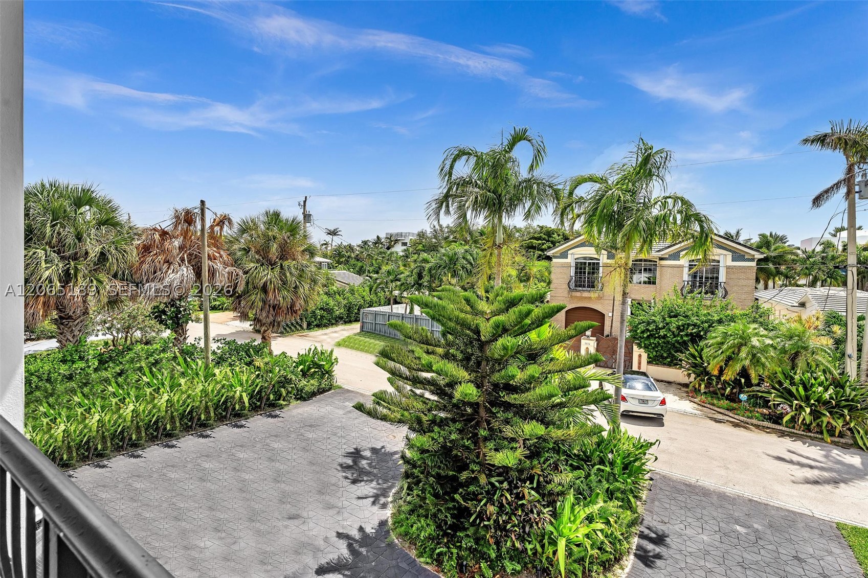 2521 Center Ave, Fort Lauderdale FL 33305