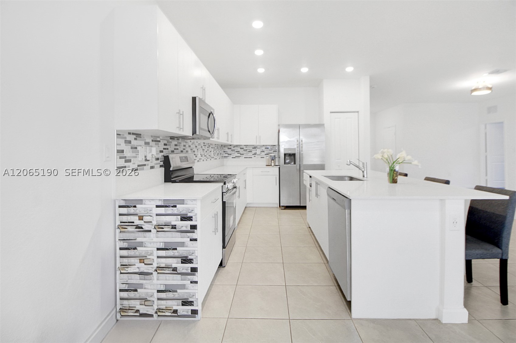 879 SE 26th Ter #1, Homestead FL 33035