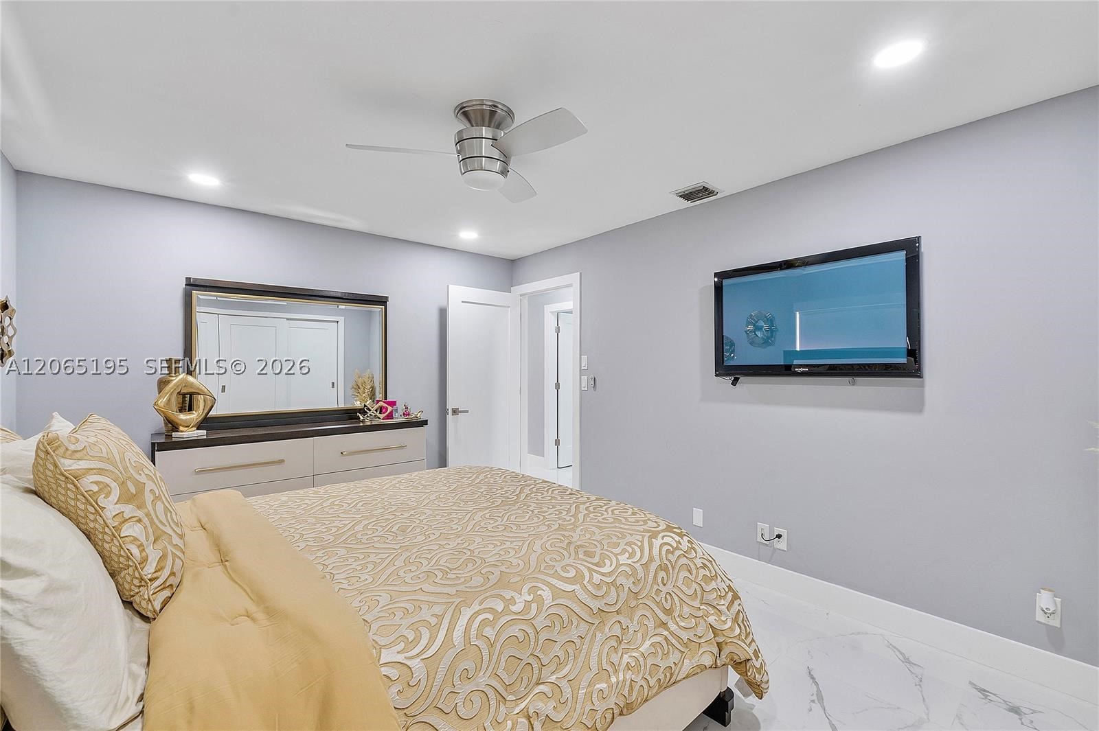 8551 NW 53rd Ct, Coral Springs FL 33067