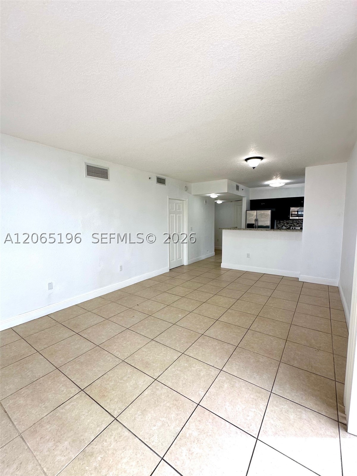 215 SW 42nd Ave #401, Miami FL 33134