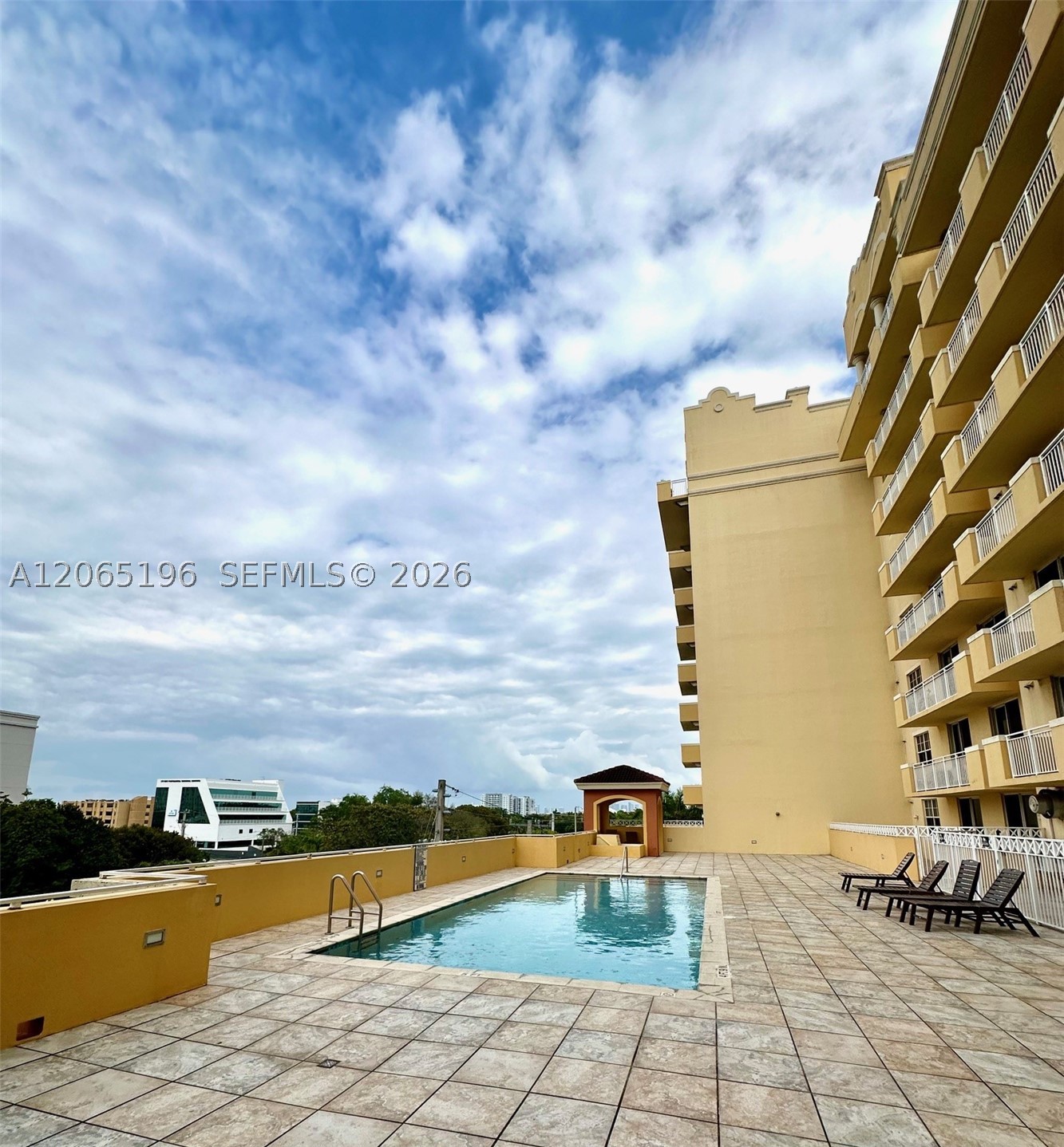 215 SW 42nd Ave #401, Miami FL 33134