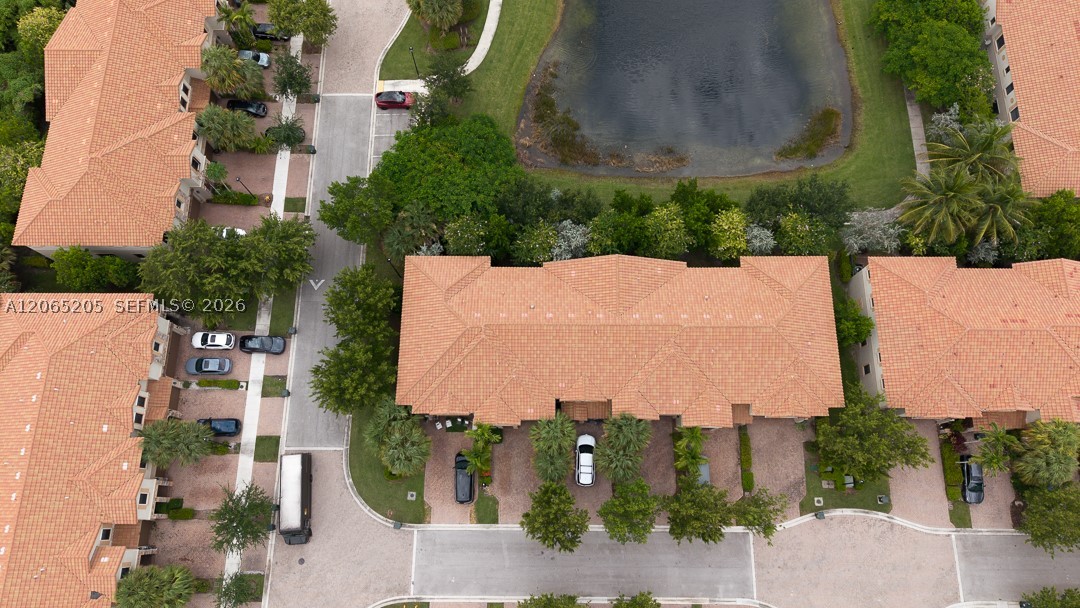 6943 Halton Park Ln, Coconut Creek FL 33073