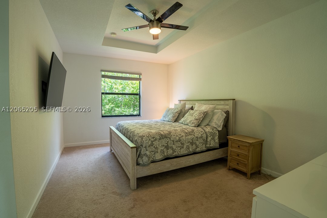 6943 Halton Park Ln, Coconut Creek FL 33073