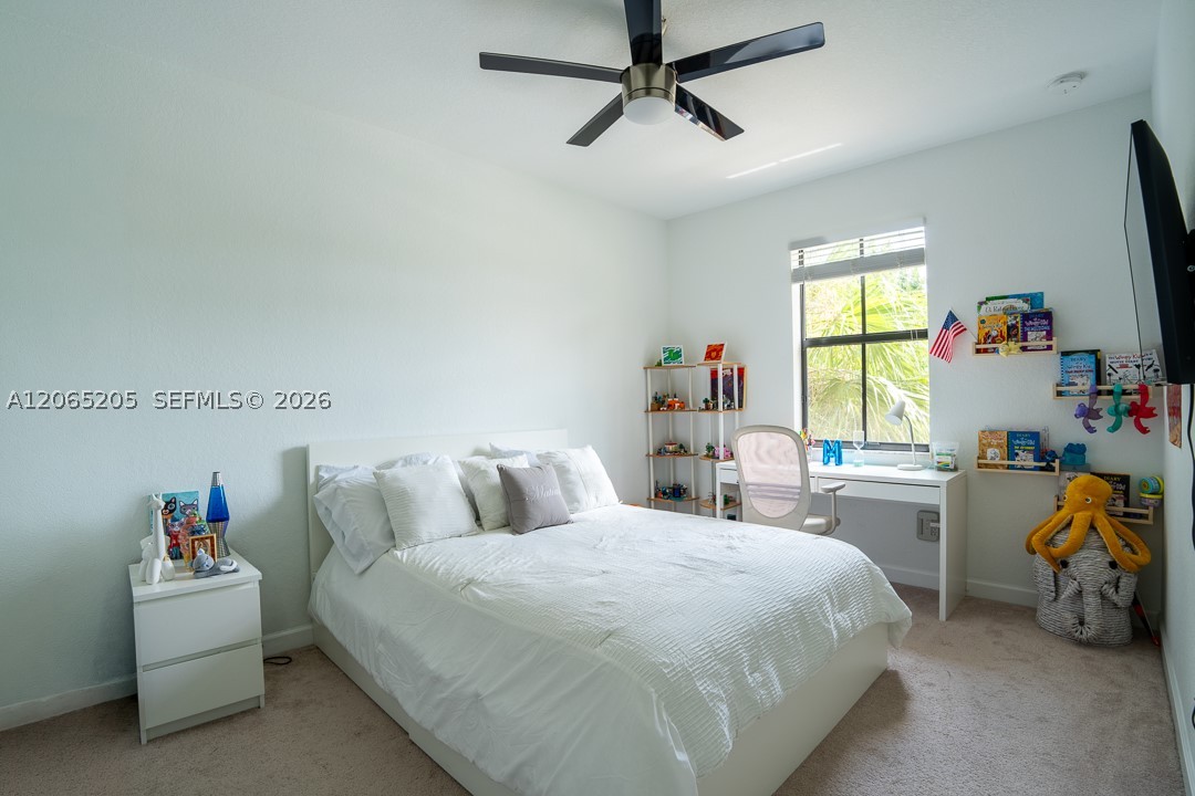 6943 Halton Park Ln, Coconut Creek FL 33073