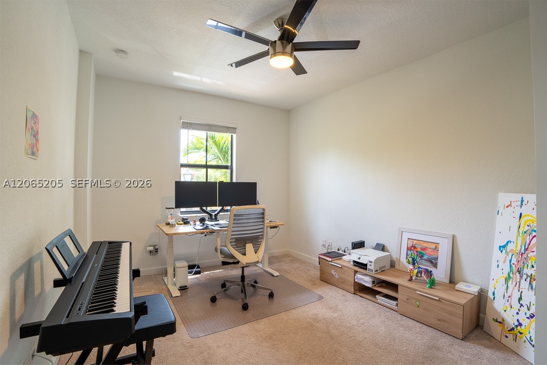 6943 Halton Park Ln, Coconut Creek FL 33073