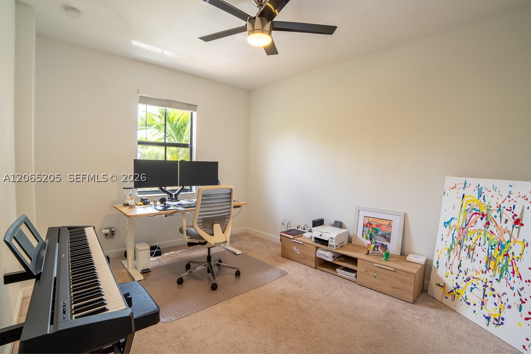 6943 Halton Park Ln, Coconut Creek FL 33073