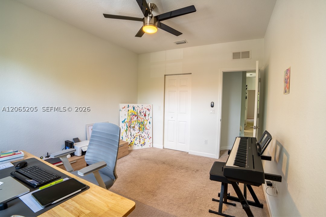 6943 Halton Park Ln, Coconut Creek FL 33073