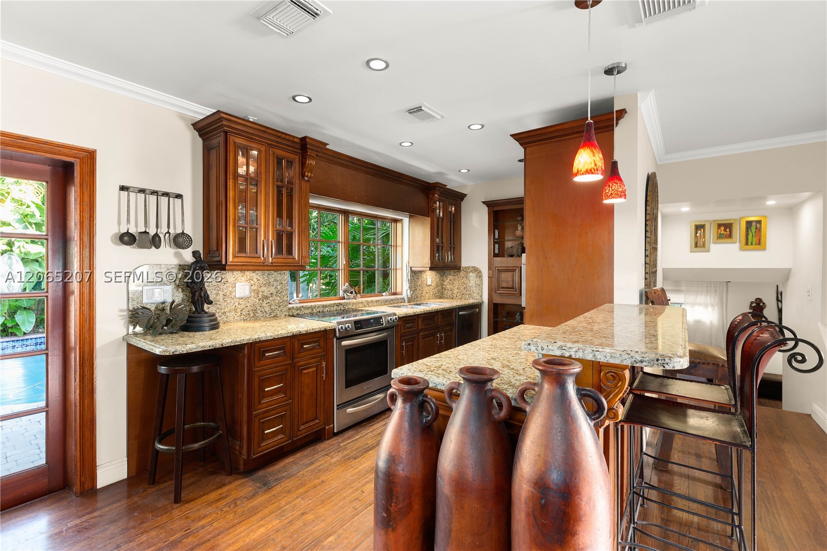 6315 Maynada St, Coral Gables FL 33146