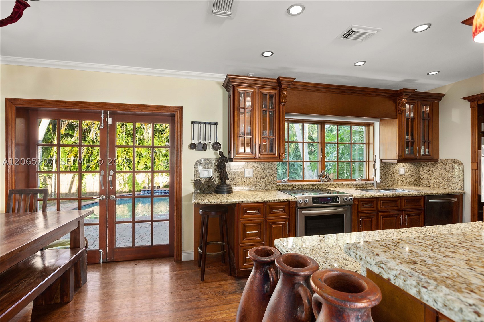 6315 Maynada St, Coral Gables FL 33146