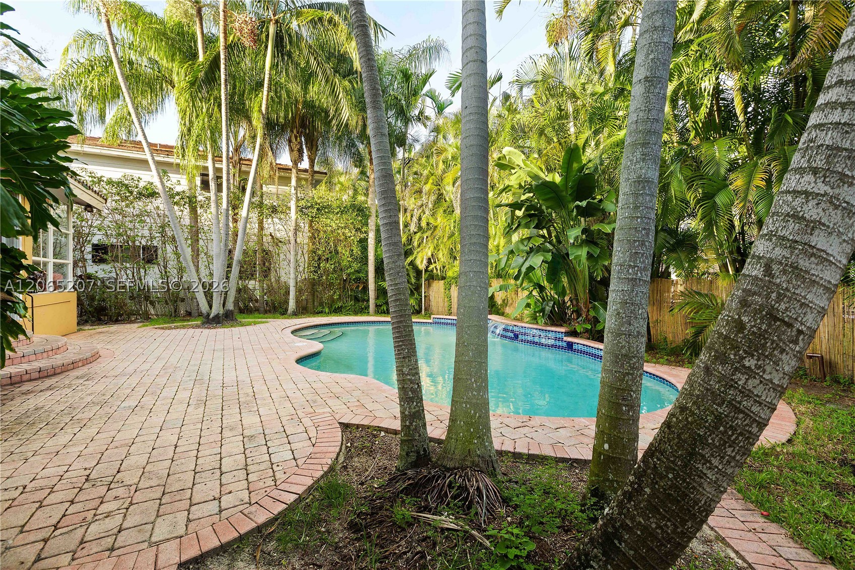 6315 Maynada St, Coral Gables FL 33146