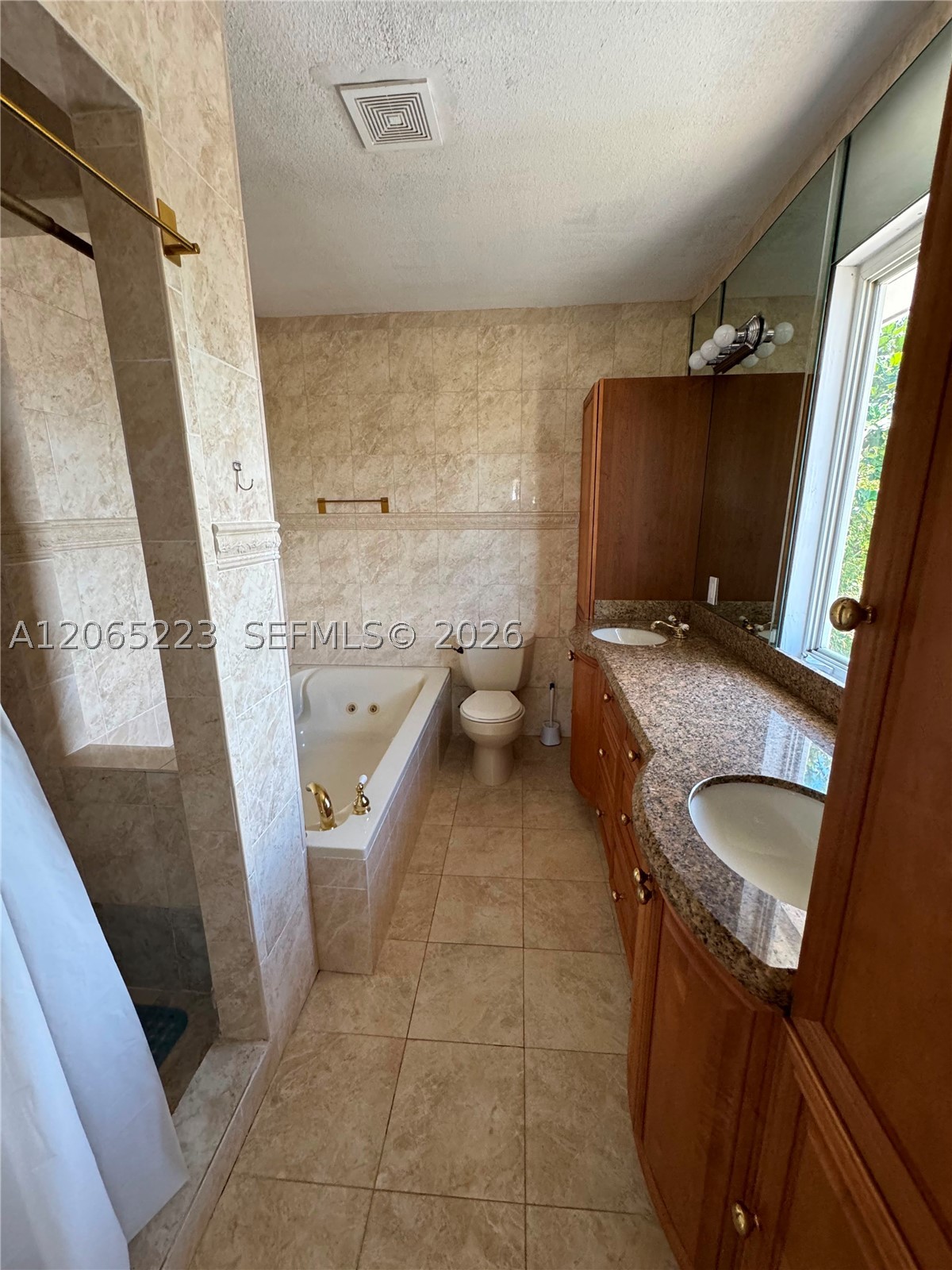 Lake Park FL 33403 - A12065223