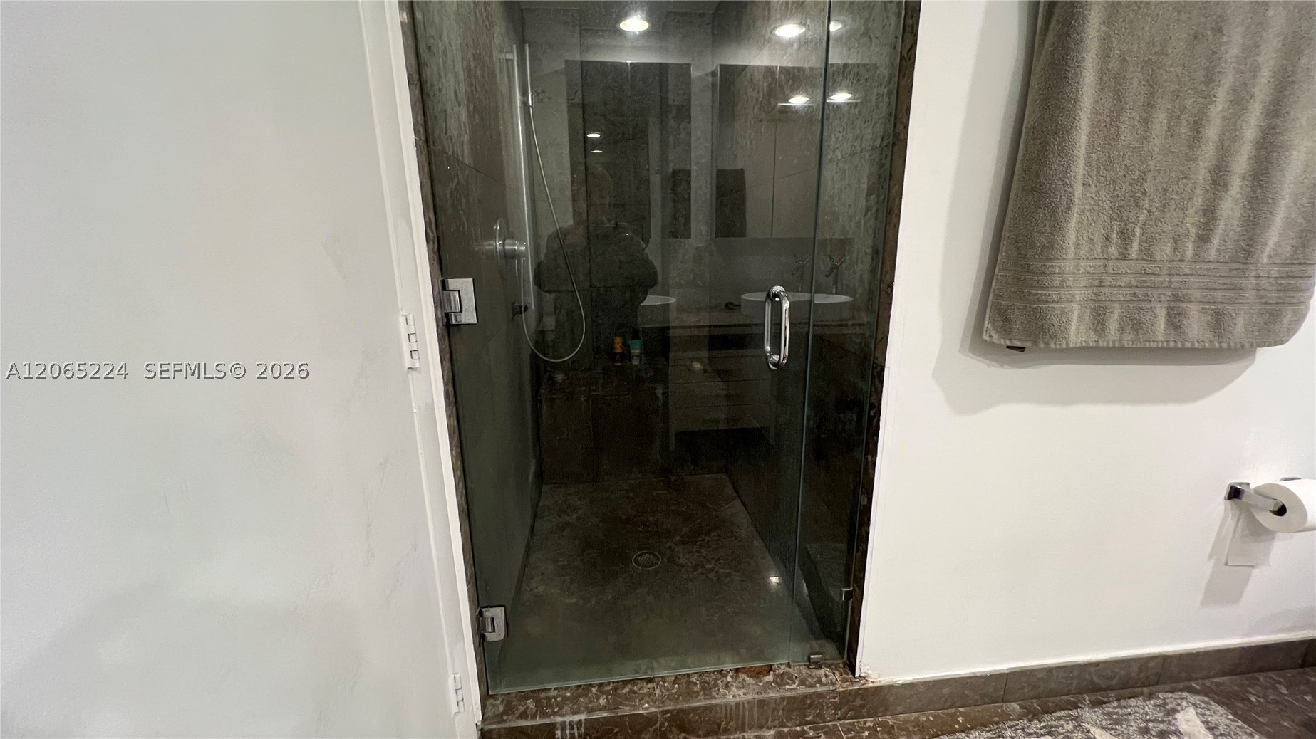 495 Brickell Ave #4308, Miami FL 33131