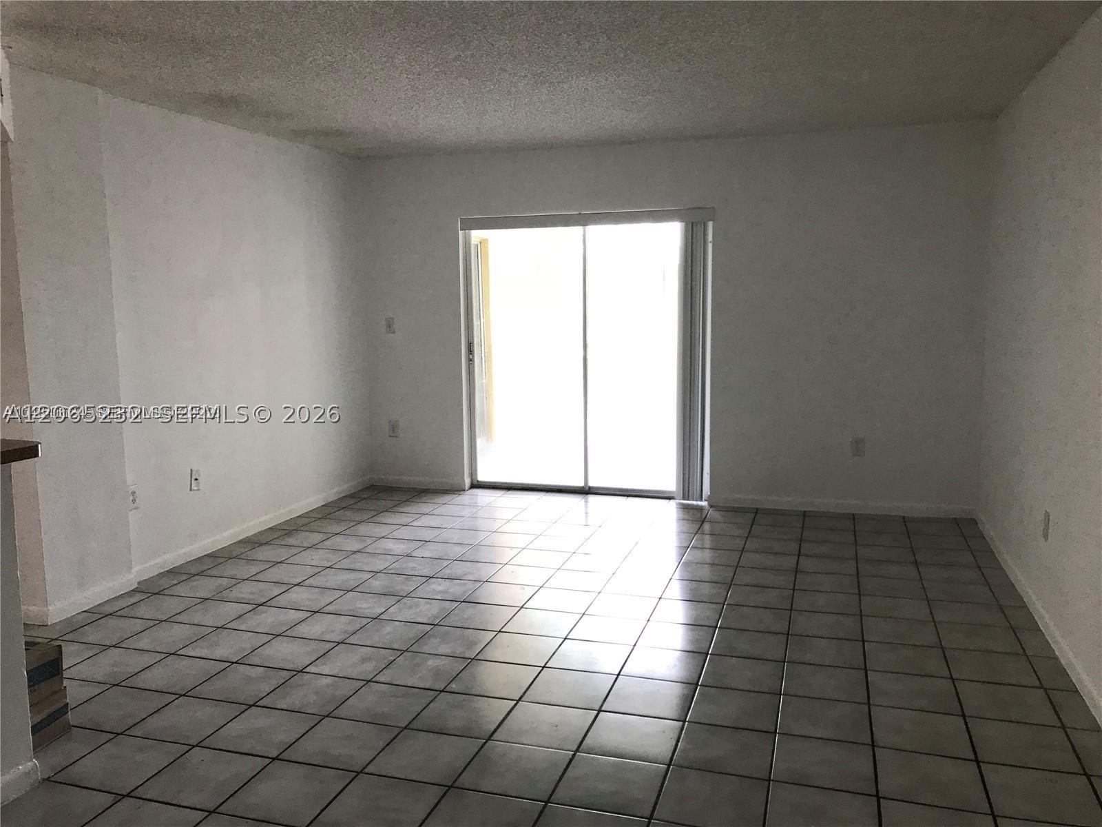 8580 SW 212th St #307, Cutler Bay FL 33189