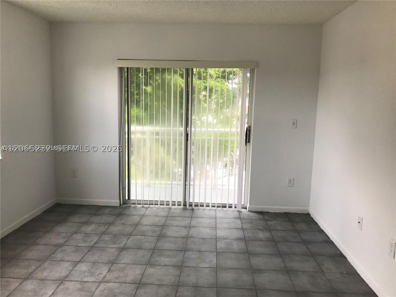 8580 SW 212th St #307, Cutler Bay FL 33189