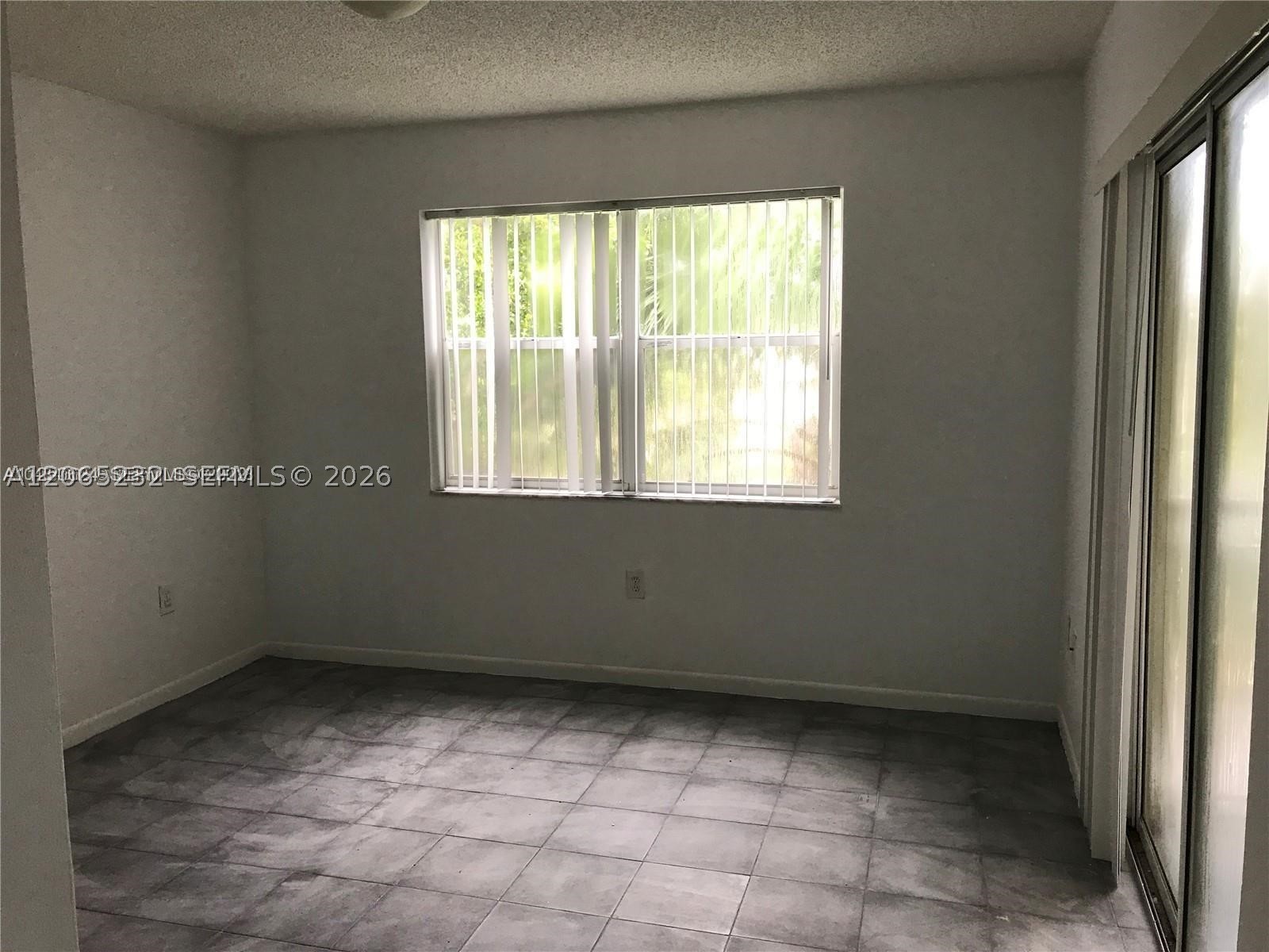 8580 SW 212th St #307, Cutler Bay FL 33189