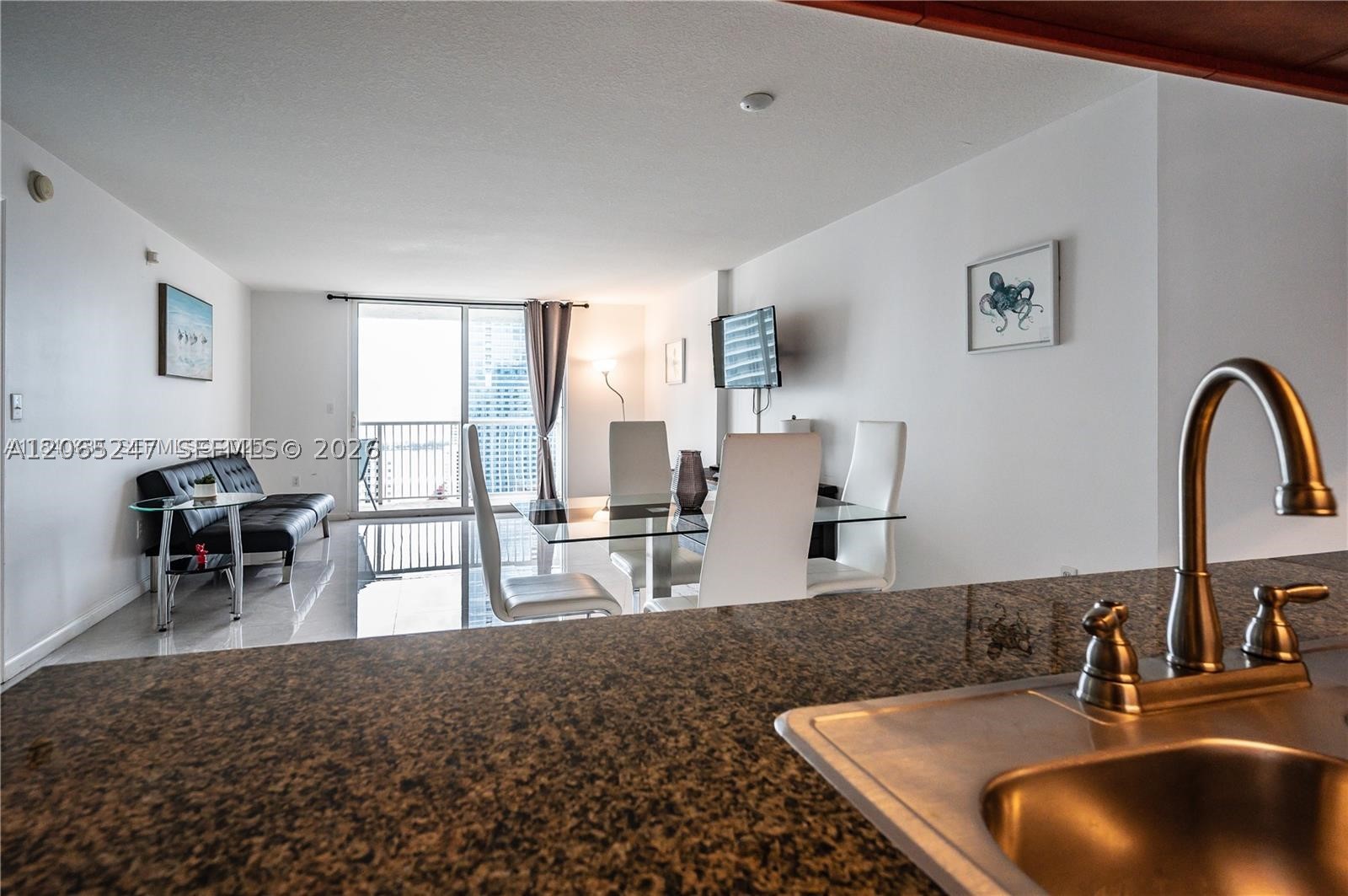 1200 Brickell Bay Dr #3821, Miami FL 33131