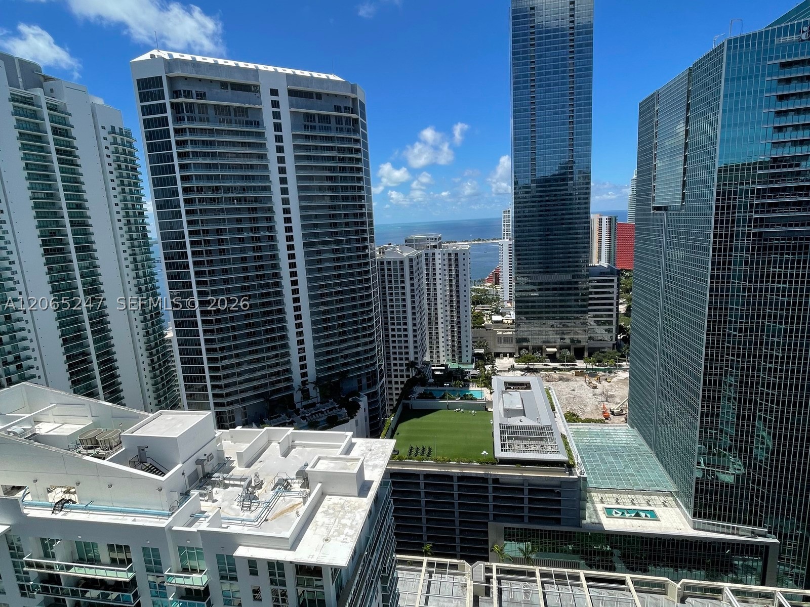 1200 Brickell Bay Dr #3821, Miami FL 33131