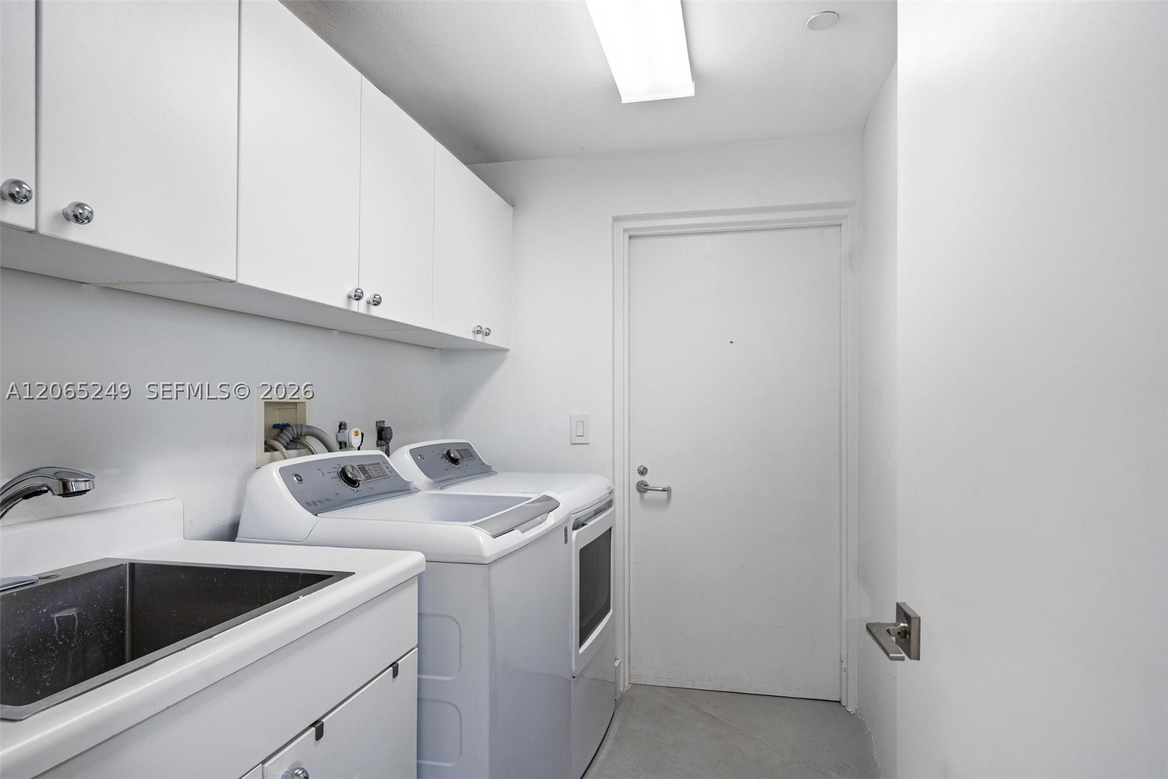 21050 Point Pl #1006, Aventura FL 33180