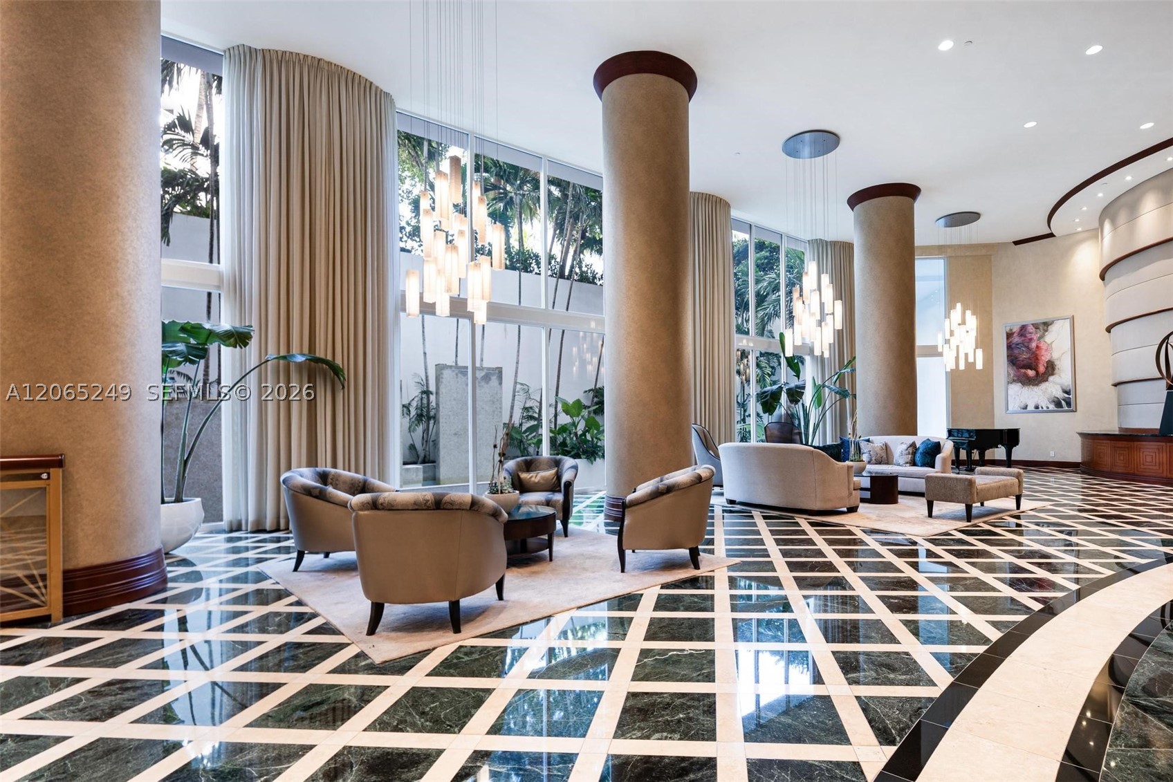 21050 Point Pl #1006, Aventura FL 33180