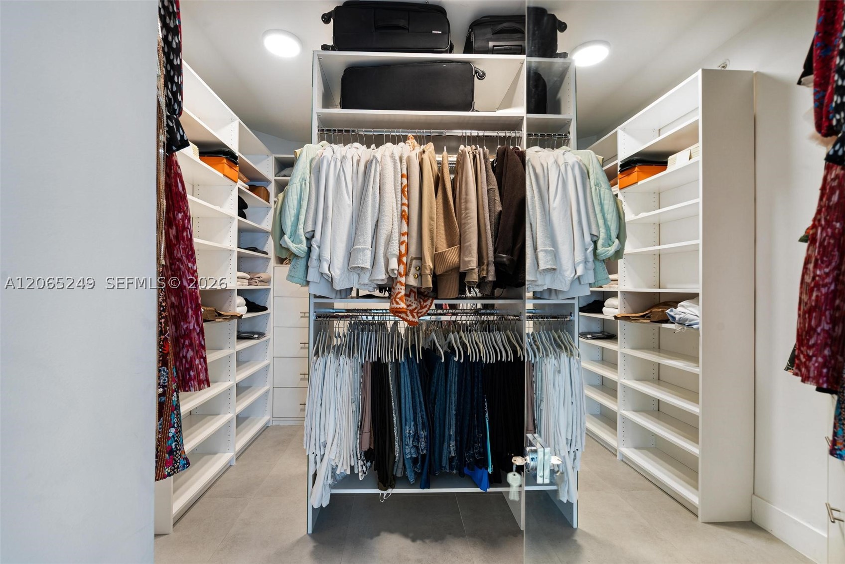 21050 Point Pl #1006, Aventura FL 33180