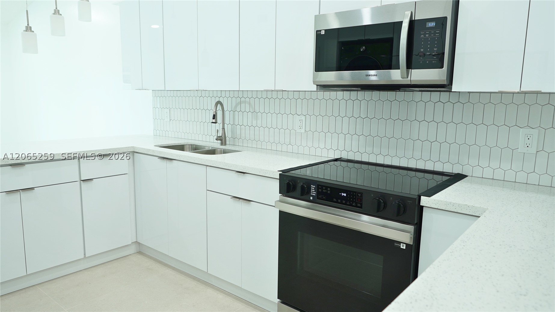 5661 W 21st Ave #5661, Hialeah FL 33016
