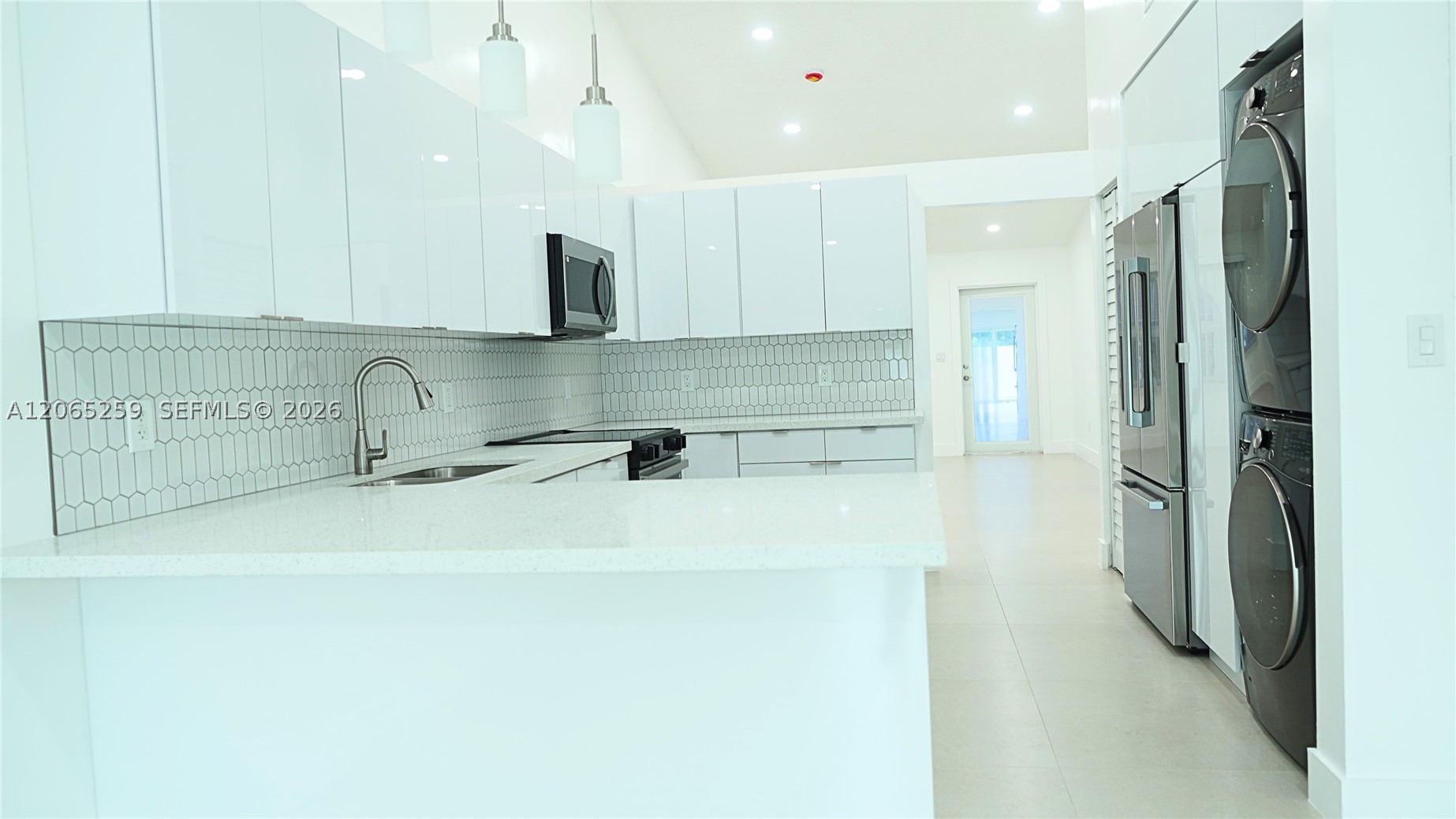 5661 W 21st Ave #5661, Hialeah FL 33016
