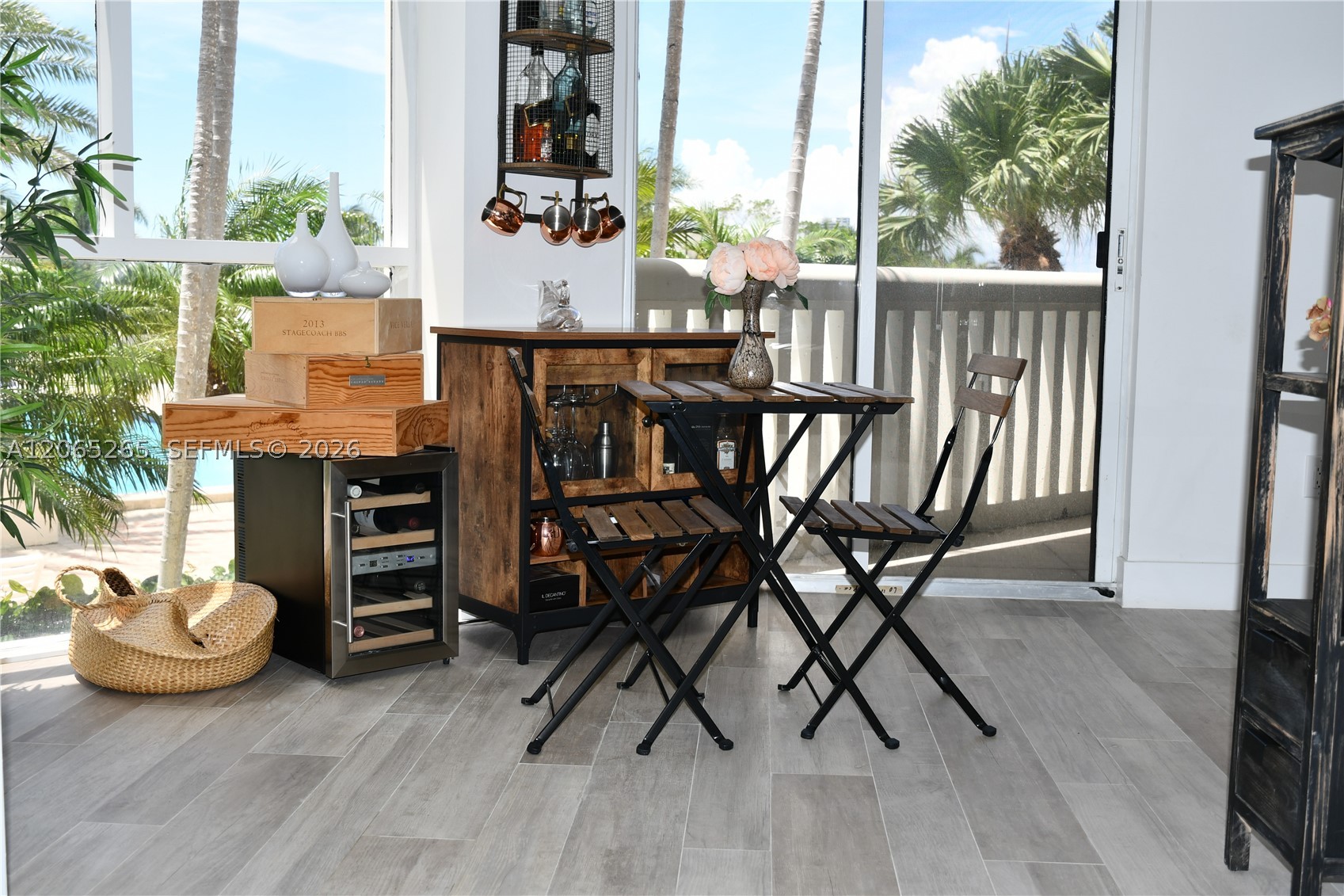1000 E Island Blvd #303, Aventura FL 33160
