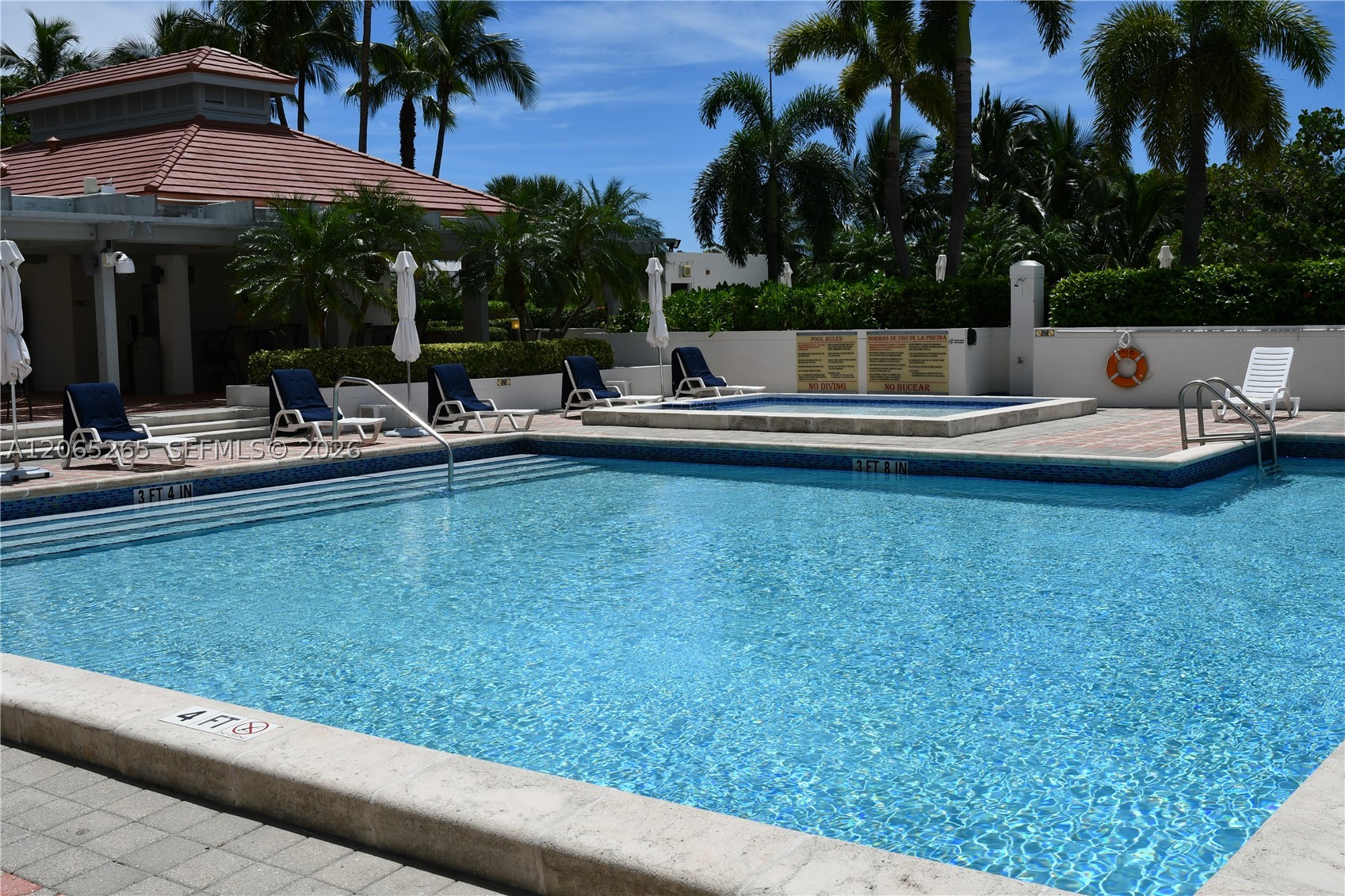 1000 E Island Blvd #303, Aventura FL 33160