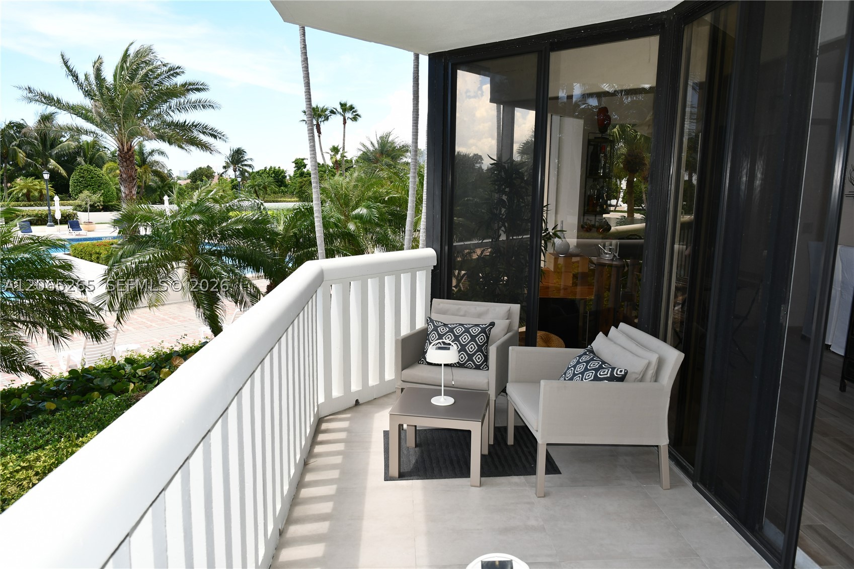 1000 E Island Blvd #303, Aventura FL 33160