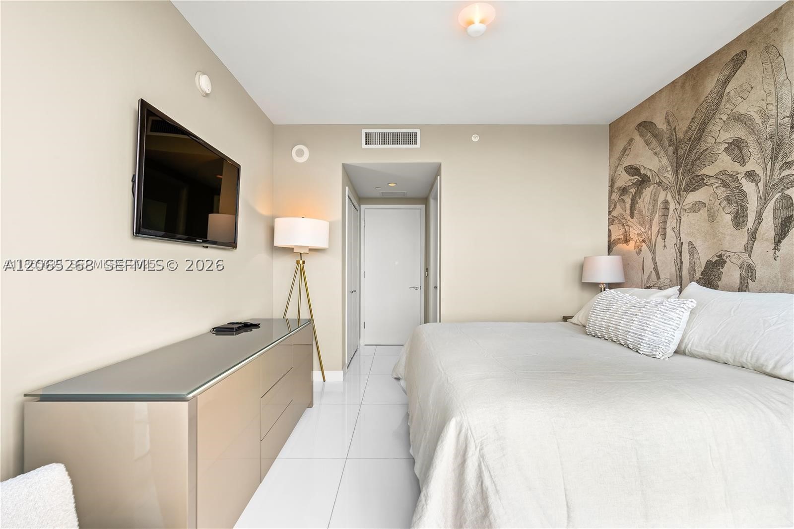 17001 Collins Ave #1908, Sunny Isles Beach FL 33160