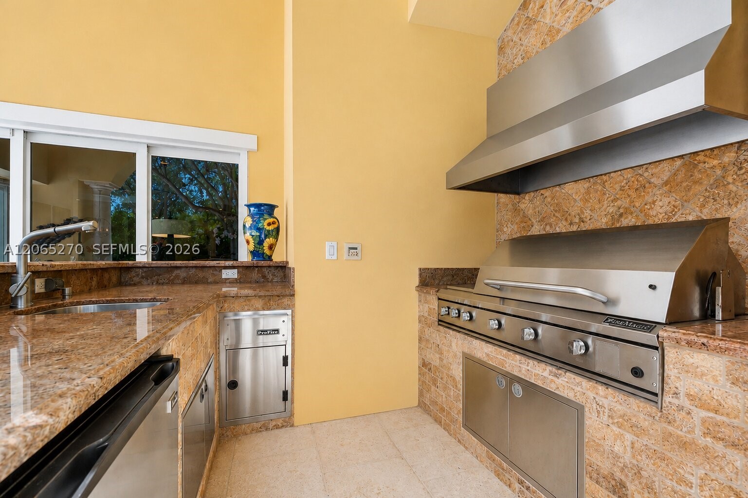 9245 SW 93rd Ave, Miami FL 33176