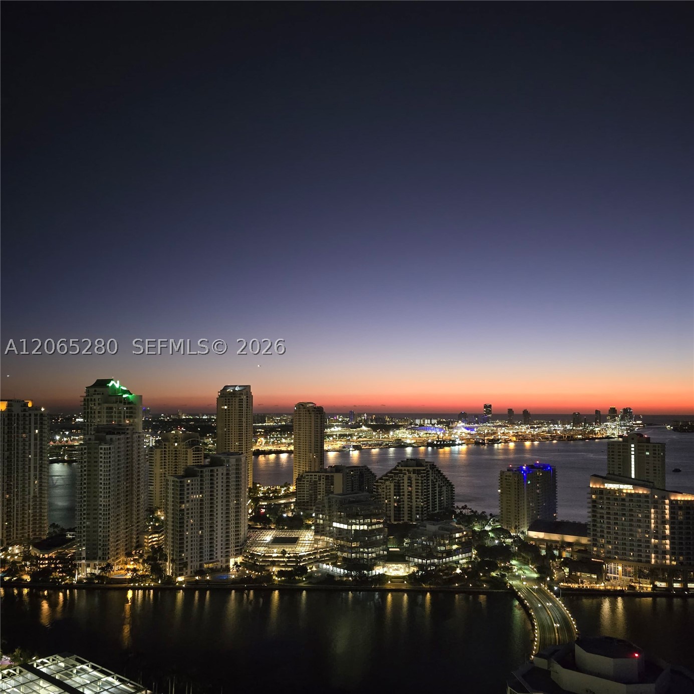 950 Brickell Bay Dr #3904, Miami FL 33131
