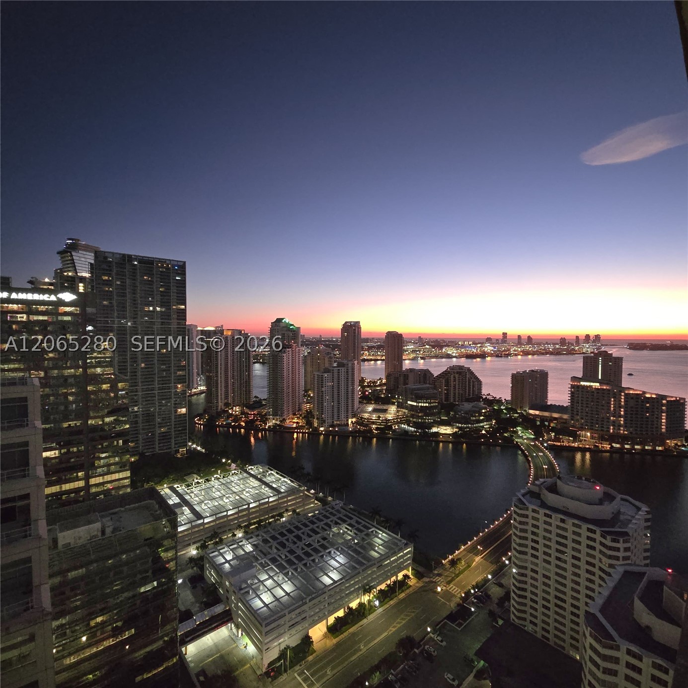 950 Brickell Bay Dr #3904, Miami FL 33131