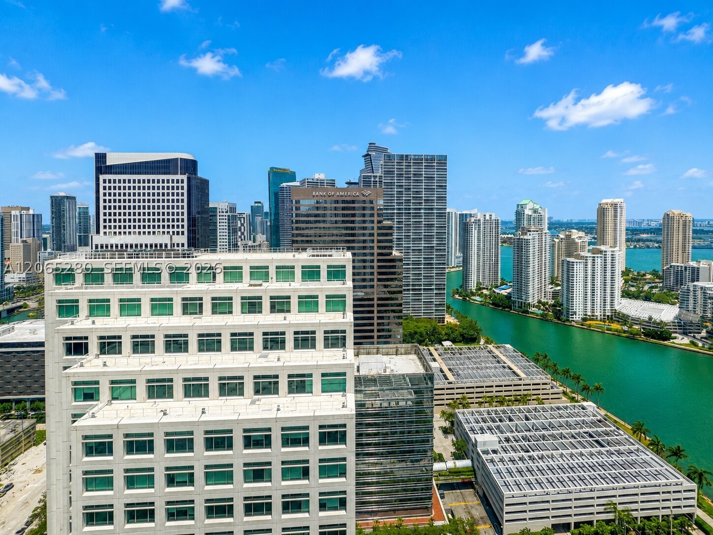950 Brickell Bay Dr #3904, Miami FL 33131