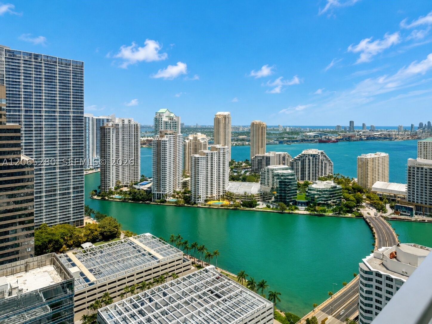 950 Brickell Bay Dr #3904, Miami FL 33131