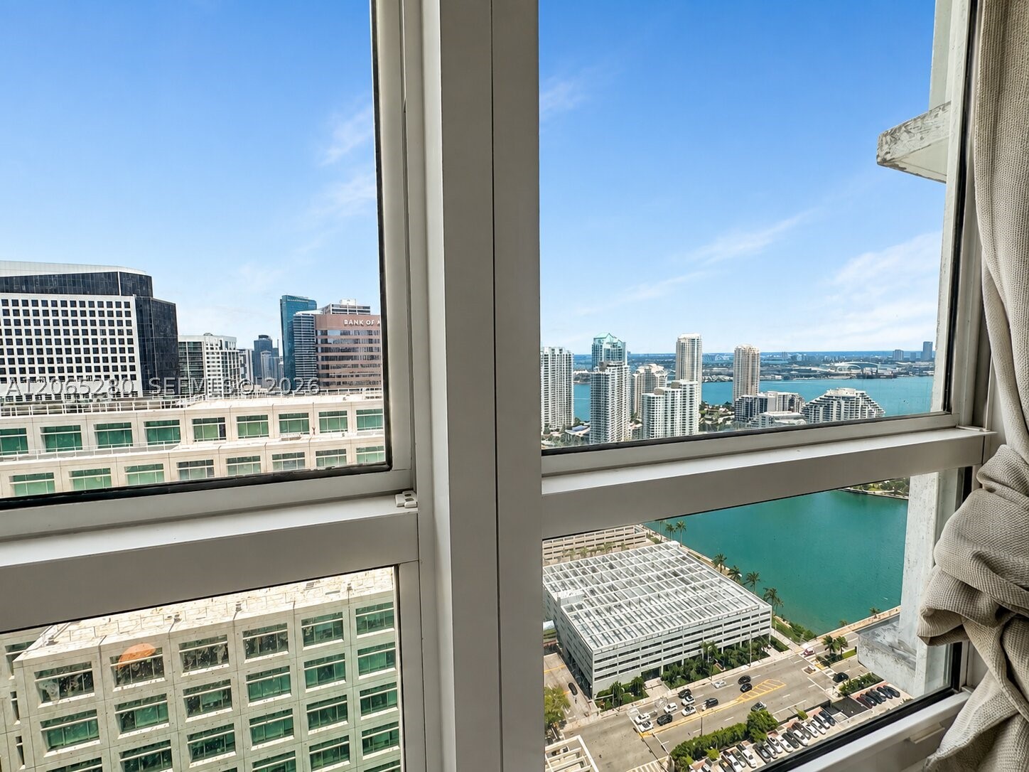 950 Brickell Bay Dr #3904, Miami FL 33131