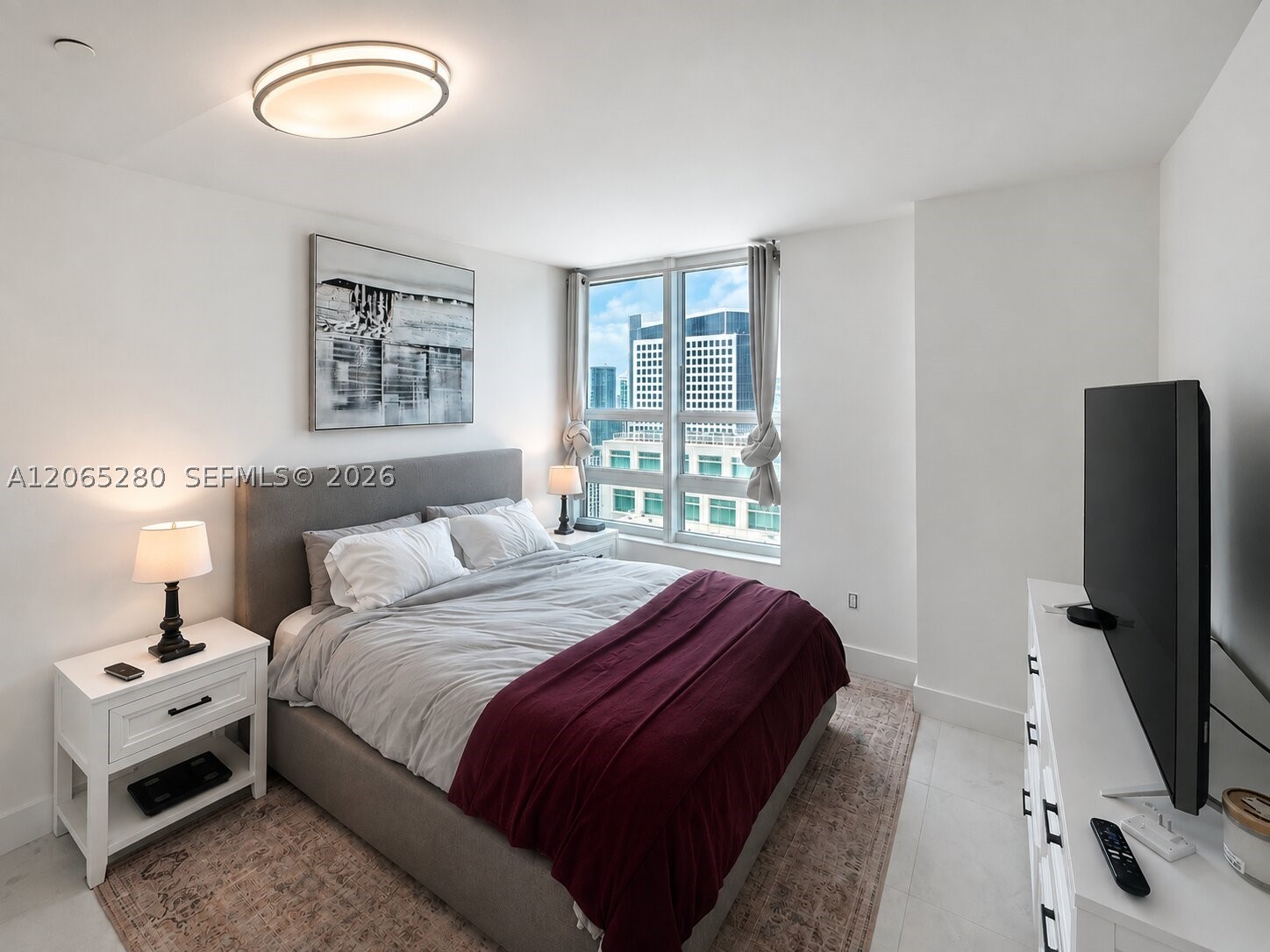950 Brickell Bay Dr #3904, Miami FL 33131