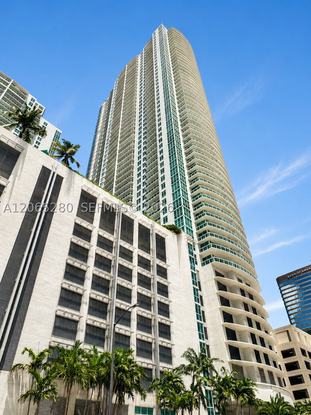 950 Brickell Bay Dr #3904, Miami FL 33131