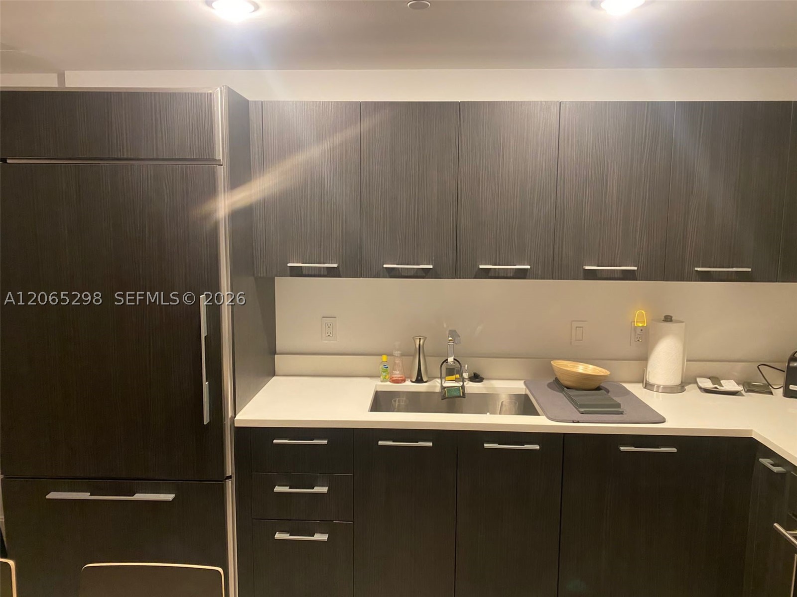 45 SW 9th St #1005, Miami FL 33130