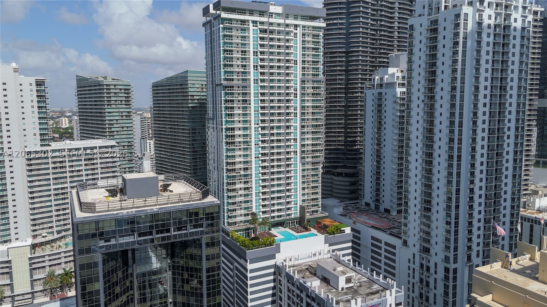 1080 Brickell Ave #1409, Miami FL 33131