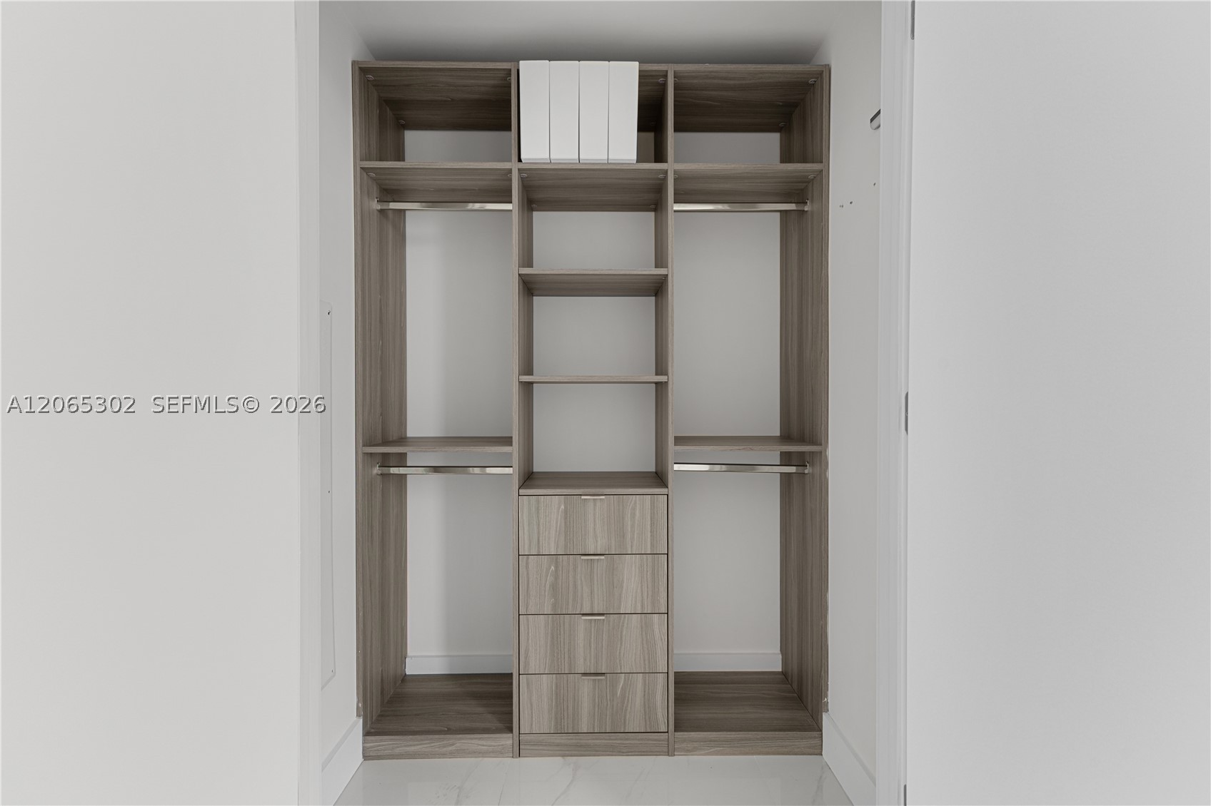 1080 Brickell Ave #1409, Miami FL 33131
