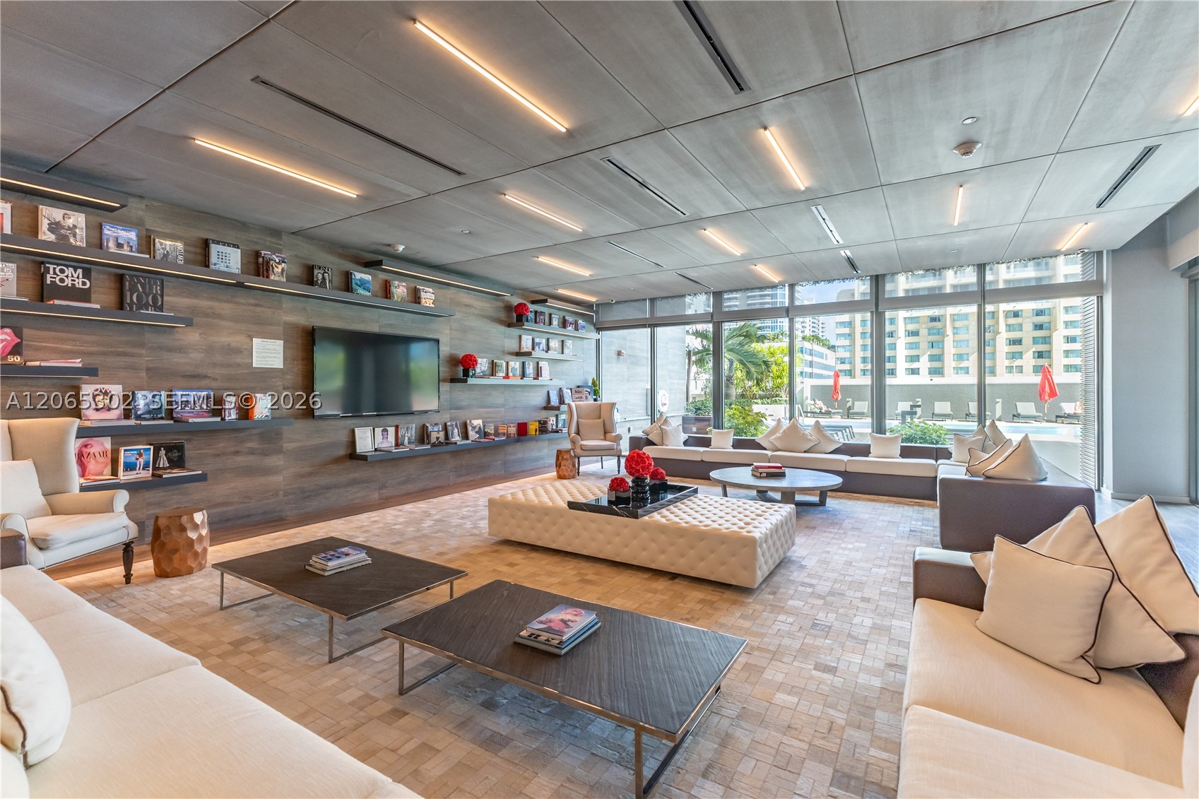 1080 Brickell Ave #1409, Miami FL 33131