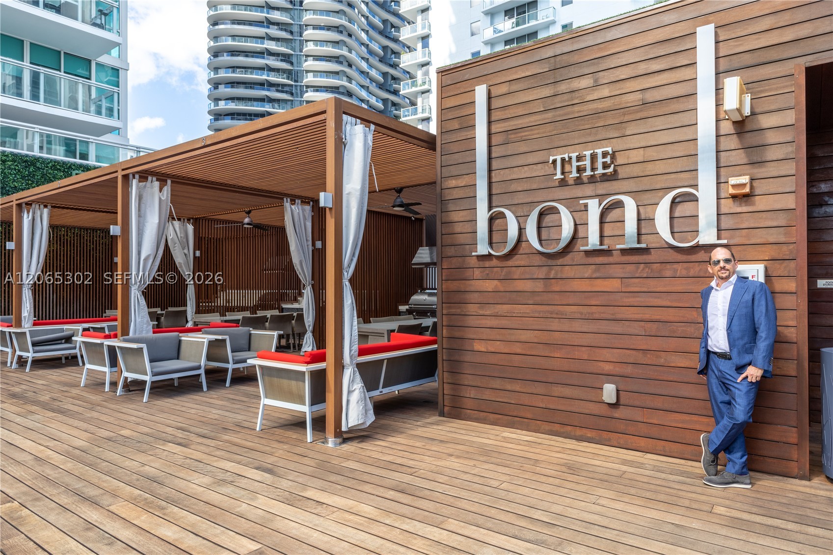 1080 Brickell Ave #1409, Miami FL 33131