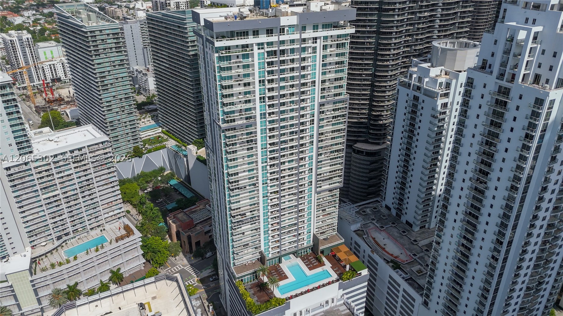 1080 Brickell Ave #1409, Miami FL 33131
